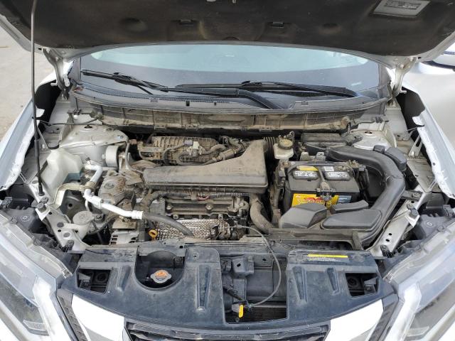 JN8AT2MT1JW489698 - 2018 NISSAN ROGUE S 银色 照片 12