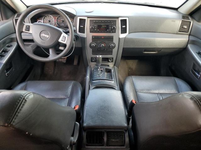 1J4PS4GK7AC142332 - 2010 JEEP GRAND CHER LAREDO SILVER photo 8