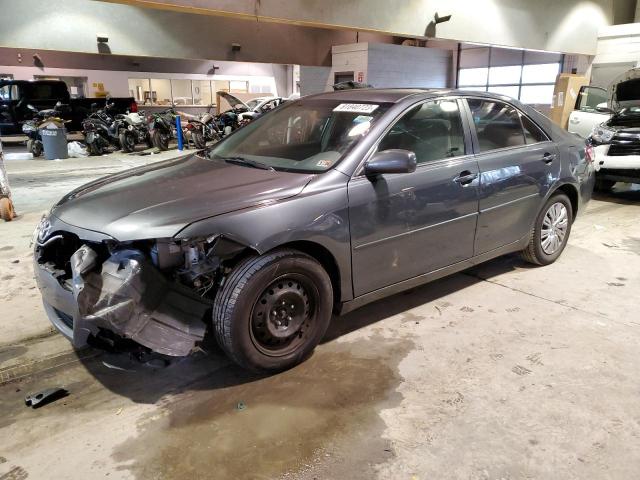 4T1BF3EKXBU620901 - 2011 TOYOTA CAMRY BASE GRAY photo 1