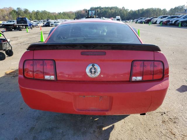 1ZVHT80N285202385 - 2008 FORD MUSTANG RED photo 6