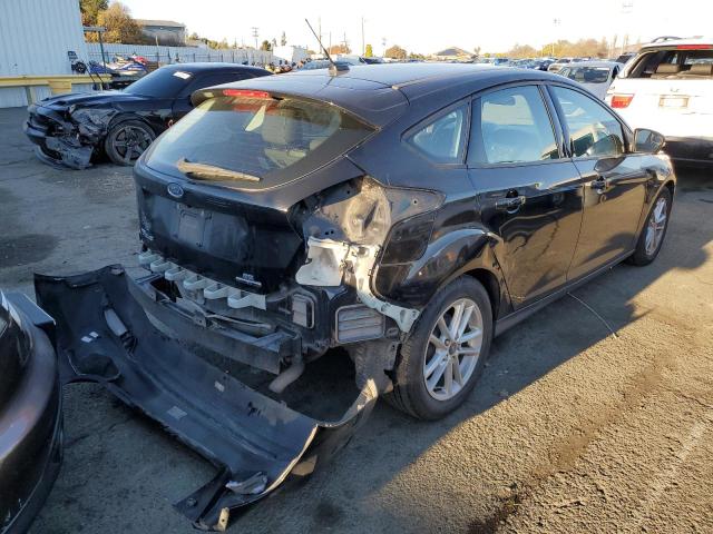 1FADP3K29GL405463 - 2016 FORD FOCUS SE BLACK photo 3