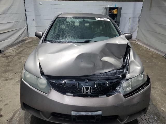 2HGFA165X9H525402 - 2009 HONDA CIVIC LX ნაცრისფერი ფოტო 5