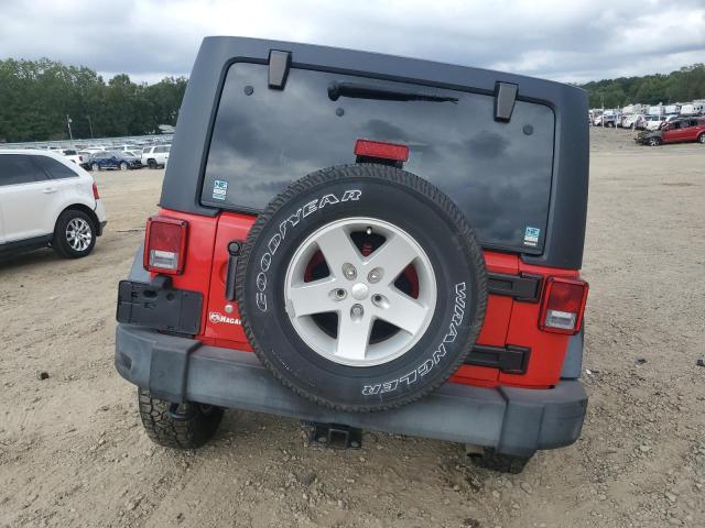 1C4BJWDG5FL726153 - 2015 JEEP WRANGLER U SPORT RED photo 6