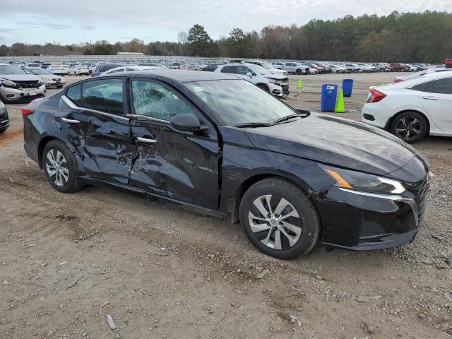 1N4BL4BV7RN312290 - 2024 NISSAN ALTIMA S BLACK photo 4