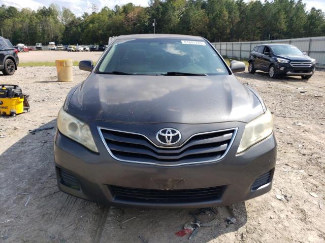 4T1BF3EK2BU739767 - 2011 TOYOTA CAMRY BASE CHARCOAL photo 5