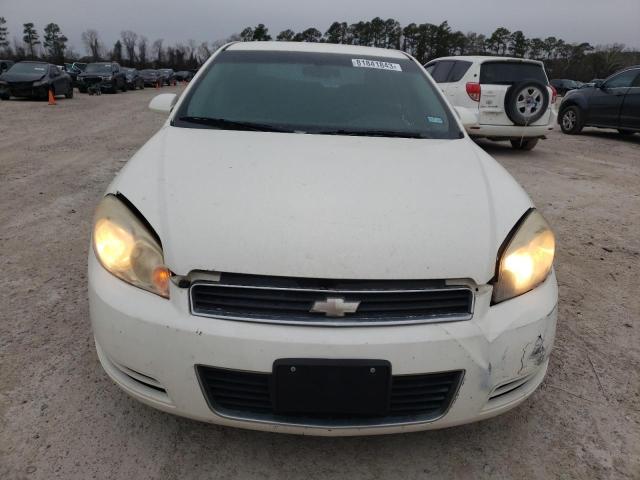 2G1WT58K289261273 - 2008 CHEVROLET IMPALA LT WHITE photo 5