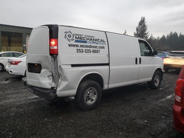 1GCWGAFF7H1339514 - 2017 CHEVROLET EXPRESS G2 WHITE photo 3