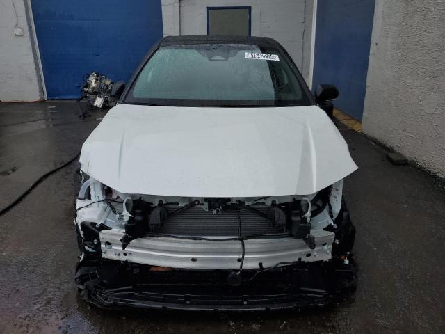 4T1DBADK7SU005393 - 2025 TOYOTA CAMRY XSE WHITE photo 5