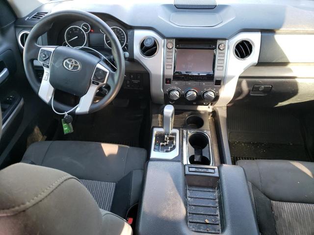 5TFRW5F17HX222864 - 2017 TOYOTA TUNDRA DOUBLE CAB SR/SR5 BLACK photo 8