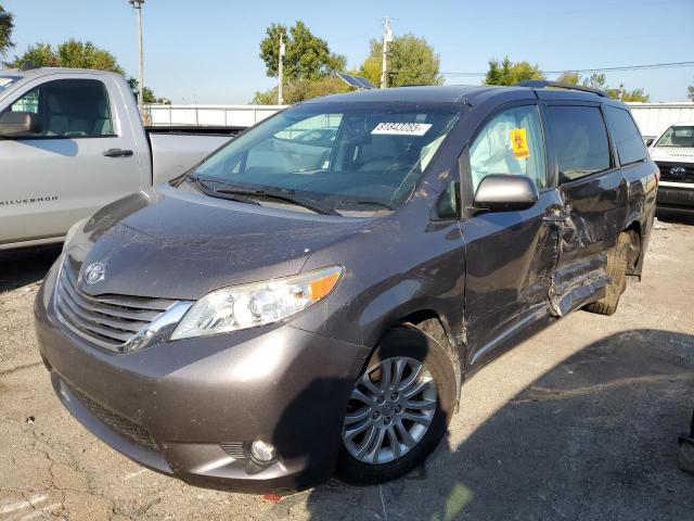2016 TOYOTA SIENNA XLE, 