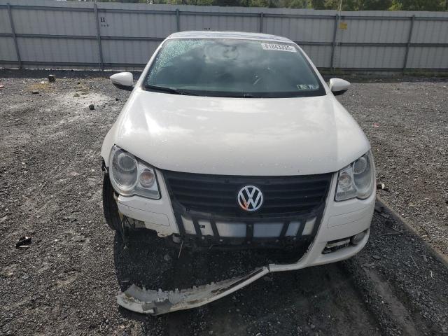 WVWBA7AH7AV022049 - 2010 VOLKSWAGEN EOS TURBO 白色 照片 5
