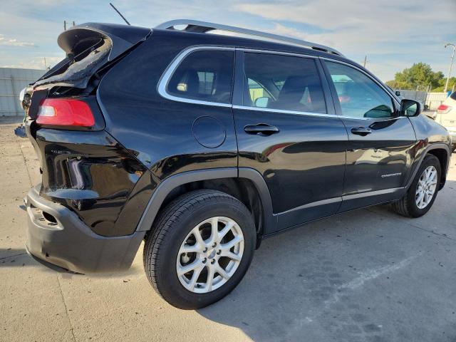 1C4PJLCBXJD565800 - 2018 JEEP CHEROKEE LATITUDE შავი ფოტო 3