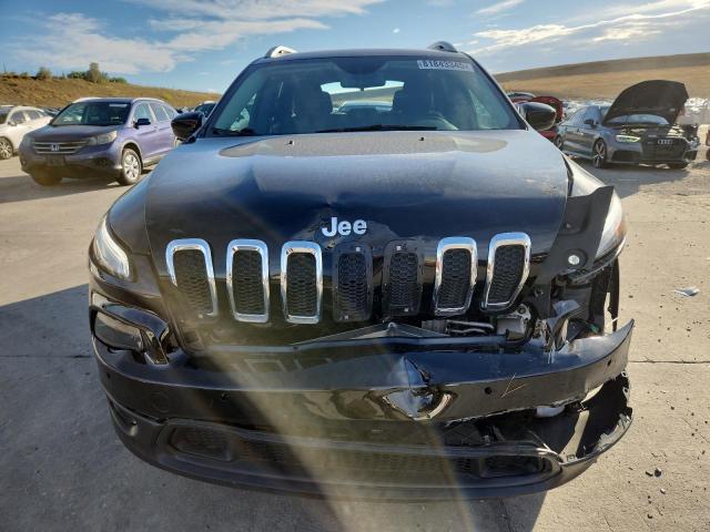 1C4PJLCBXJD565800 - 2018 JEEP CHEROKEE LATITUDE შავი ფოტო 5