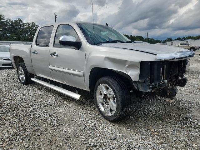 3GCPCSE02BG129320 - 2011 CHEVROLET SILVERADO C1500 LT SILVER photo 4