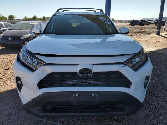 2T3P1RFV7MC161984 - 2021 TOYOTA RAV4 XLE 白色 照片 5