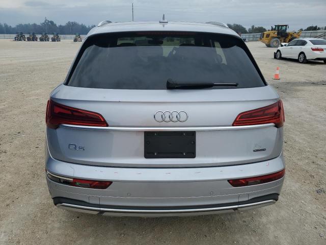 WA1CAAFY4M2099097 - 2021 AUDI Q5 PRESTIGE GRAY photo 6