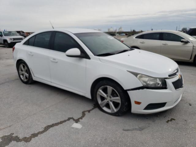 1G1PE5SBXD7134290 - 2013 CHEVROLET CRUZE LT WHITE photo 4