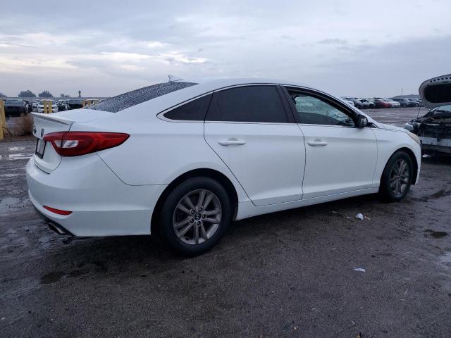 5NPE24AF4FH049644 - 2015 HYUNDAI SONATA SE WHITE photo 3