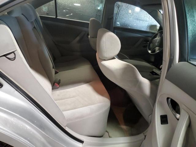 JTNBE46K473037650 - 2007 TOYOTA CAMRY CE SILVER photo 10