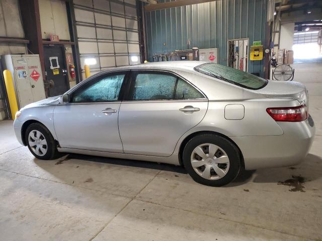 JTNBE46K473037650 - 2007 TOYOTA CAMRY CE SILVER photo 2