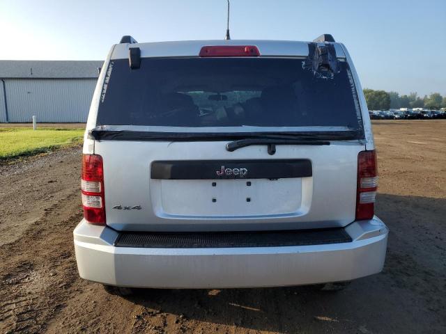 1C4PJMAK0CW147634 - 2012 JEEP LIBERTY SPORT Silber Foto 6