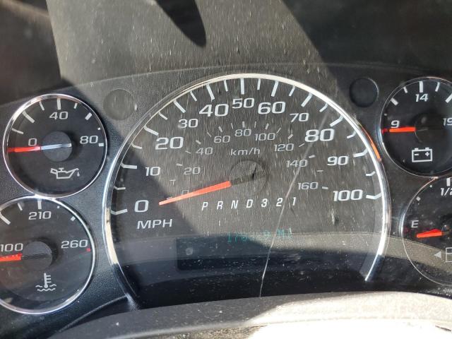 1GCFG15X981120516 - 2008 CHEVROLET EXPRESS G1 WHITE photo 9