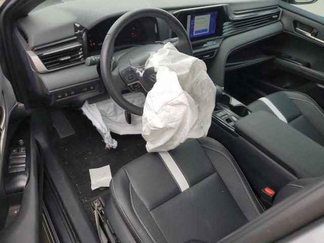 4T1DAACK9SU516172 - 2025 TOYOTA CAMRY XSE Grafit foto 8