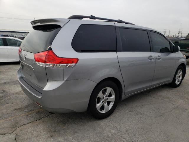 5TDKK3DC0CS274308 - 2012 TOYOTA SIENNA LE SILVER photo 3