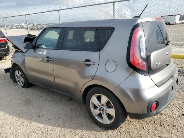 KNDJN2A27K7671063 - 2019 KIA SOUL GRAY photo 2