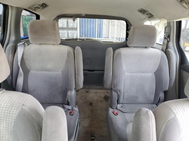 5TDBK23C18S019900 - 2008 TOYOTA SIENNA LE SILVER photo 10