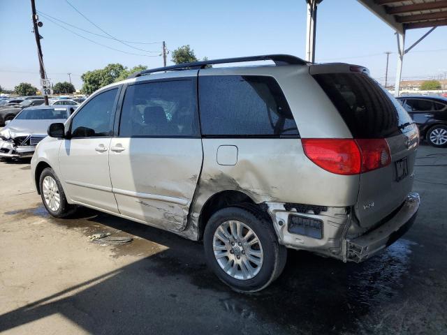 5TDBK23C18S019900 - 2008 TOYOTA SIENNA LE SILVER photo 2
