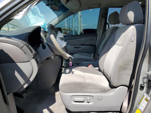 5TDBK23C18S019900 - 2008 TOYOTA SIENNA LE SILVER photo 7