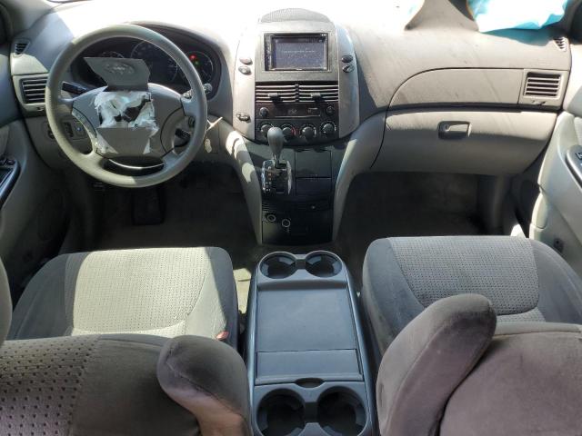 5TDBK23C18S019900 - 2008 TOYOTA SIENNA LE SILVER photo 8