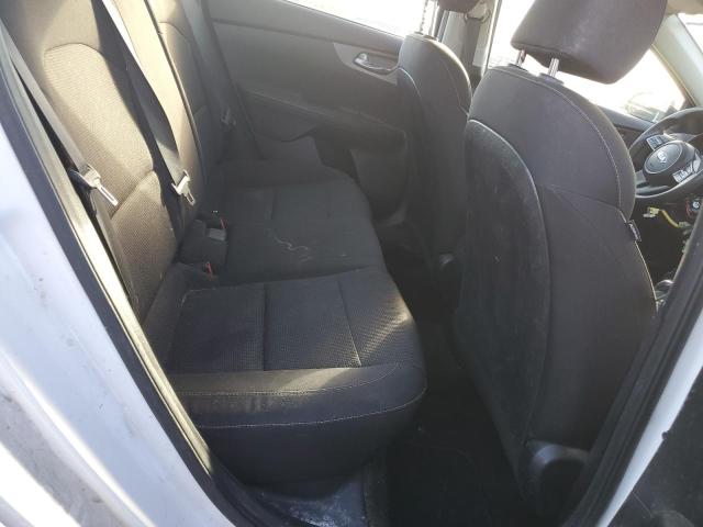 3KPF24AD6KE067127 - 2019 KIA FORTE FE 白色 照片 10