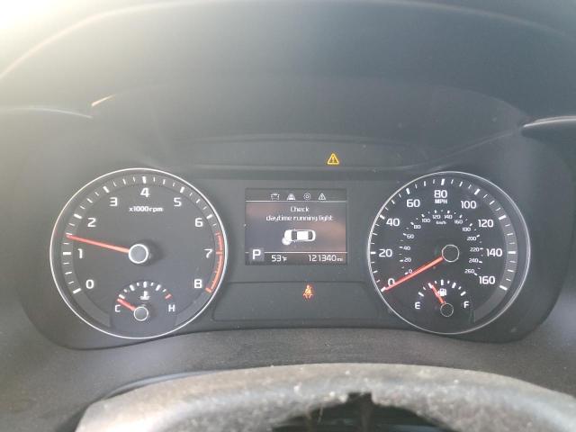 3KPF24AD6KE067127 - 2019 KIA FORTE FE 白色 照片 9