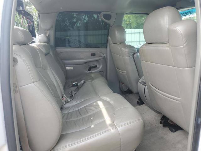 1GCJK33101F174069 - 2001 CHEVROLET SILVERADO K3500 WHITE photo 11