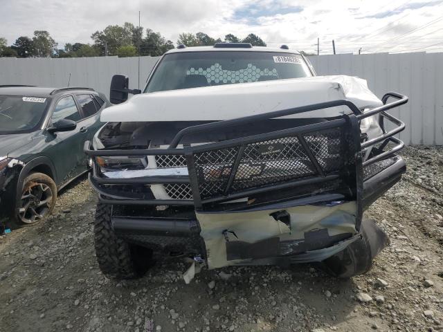 1GCJK33101F174069 - 2001 CHEVROLET SILVERADO K3500 WHITE photo 5