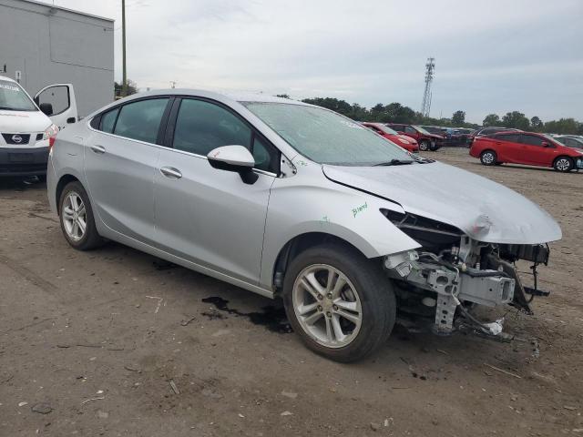 1G1BE5SM7J7155198 - 2018 CHEVROLET CRUZE LT Արծաթագույն լուսանկար 4