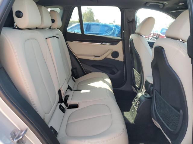 WBXJG7C04M5U33823 - 2021 BMW X1 SDRIVE28I SILVER photo 11