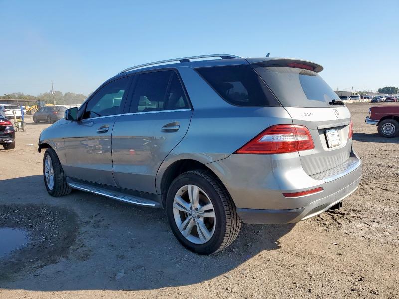 4JGDA5JB6EA331934 - 2014 MERCEDES-BENZ ML 350 SILVER photo 2