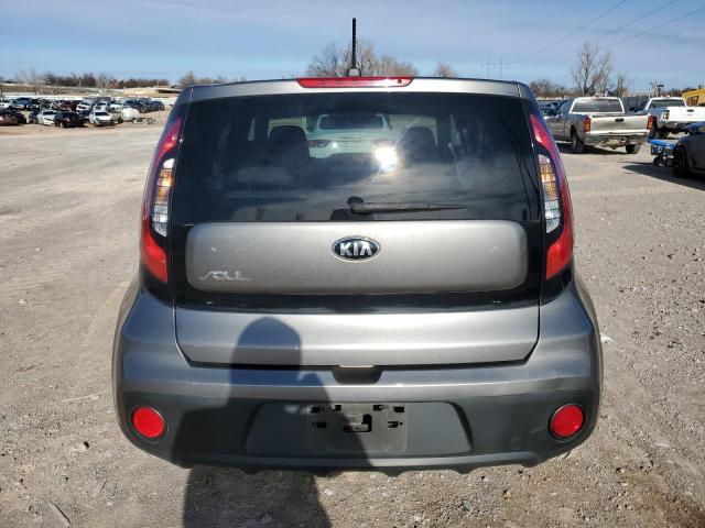 KNDJN2A23H7427824 - 2017 KIA SOUL SILVER photo 6