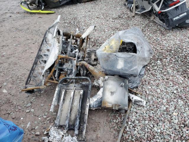 4UF20SNW8LT101963 - 2020 ARCTIC CAT SNOWMOBILE BURN photo 4