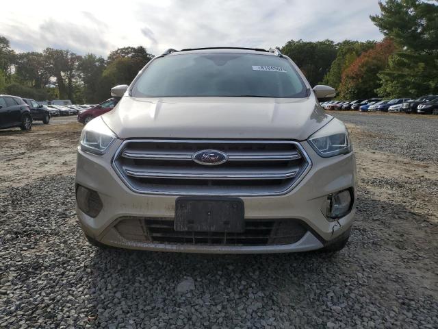 1FMCU9JDXHUB22310 - 2017 FORD ESCAPE TITANIUM 金色 照片 5