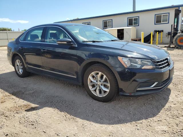 1VWAT7A3XGC049662 - 2016 VOLKSWAGEN PASSAT S BLACK photo 4