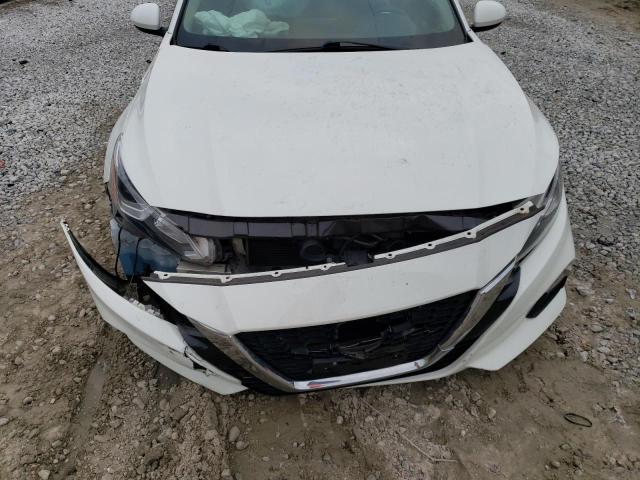 1N4BL4BV5KC156168 - 2019 NISSAN ALTIMA S WHITE photo 11