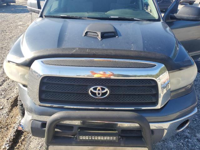 5TFBT54147X002724 - 2007 TOYOTA TUNDRA DOUBLE CAB SR5 GRAY photo 11