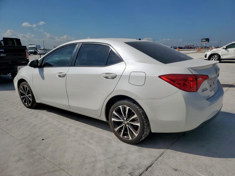 5YFBURHE6HP583922 - 2017 TOYOTA COROLLA L WHITE photo 2
