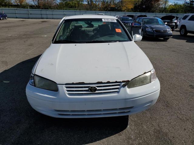 JT2BF22K9X0191616 - 1999 TOYOTA CAMRY LE WHITE photo 5
