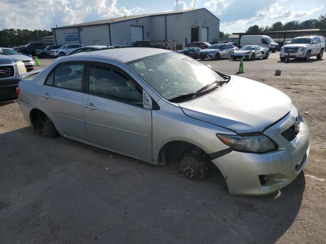 2T1BU40EX9C147901 - 2009 TOYOTA COROLLA BASE Srebrny zdjęcie 4