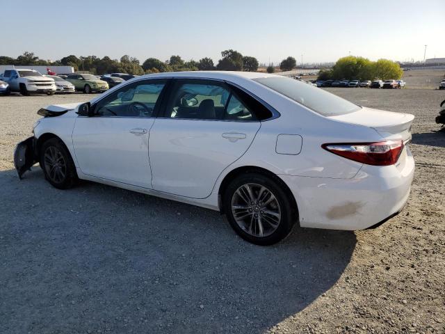 4T1BF1FK8HU292793 - 2017 TOYOTA CAMRY LE 白色 照片 2